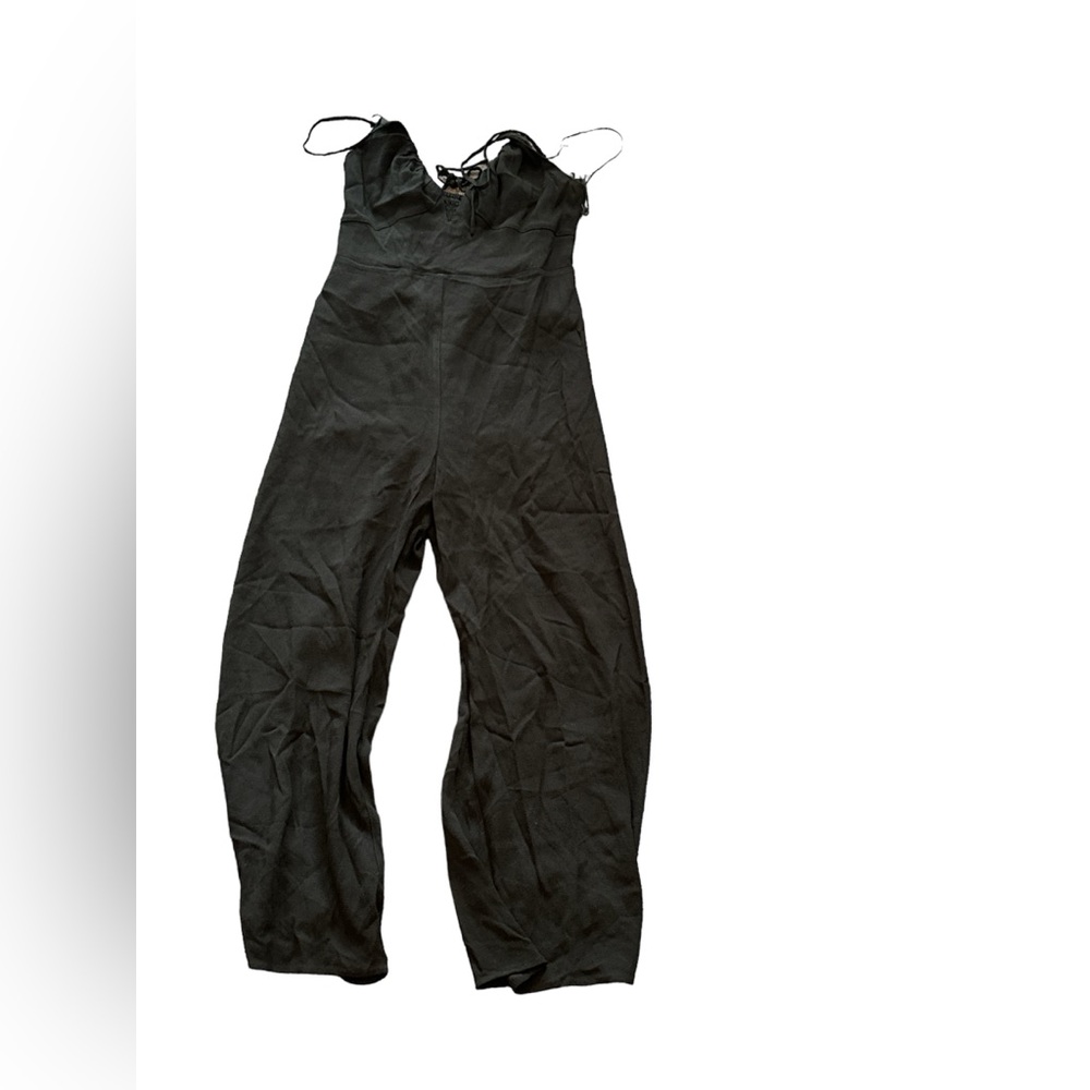 ASTR the‎ label nwt black jumpsuit large